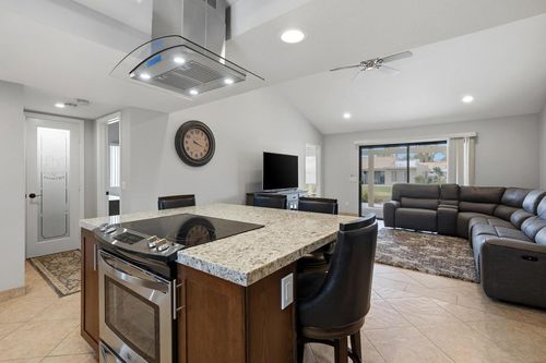 40271 Baltusrol Cir, Palm Desert, CA, 92211-9200 | Card Image