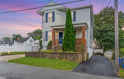 146 Oxford Street, Home with 4 bedrooms, 3 bathrooms and 6 parking in Cranston RI | Image 2