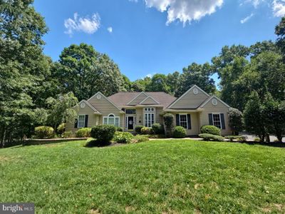 29 Locust Hill Court, House other with 3 bedrooms, 2 bathrooms and null parking in BRIDGETON NJ | Image 1