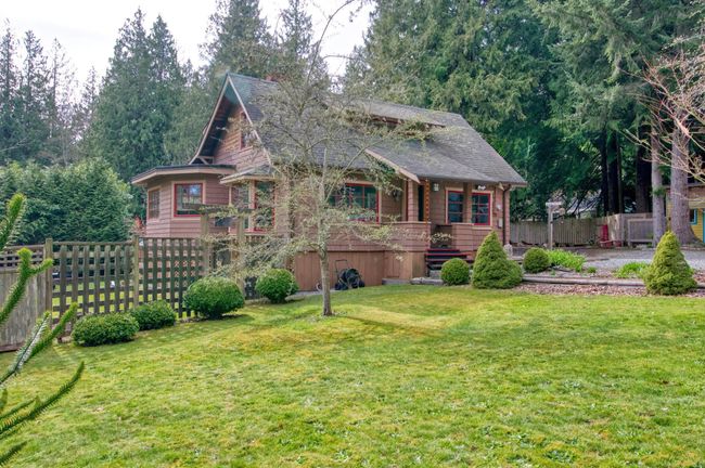 1183 Roberts Creek Road, House other with 3 bedrooms, 1 bathrooms and 4 parking in Roberts Creek BC | Image 1