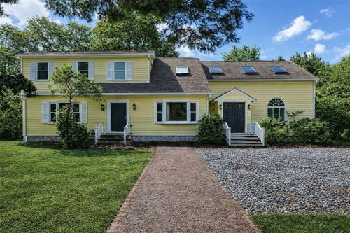 56 Pleasant View Ave, Greenville, RI, 02828-1920 | Card Image