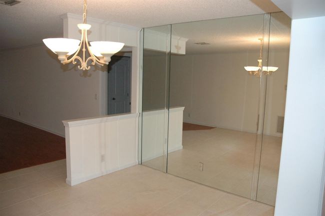 A - 9890 Bischofia Tree A Way, Condo with 2 bedrooms, 2 bathrooms and null parking in Boynton Beach FL | Image 5