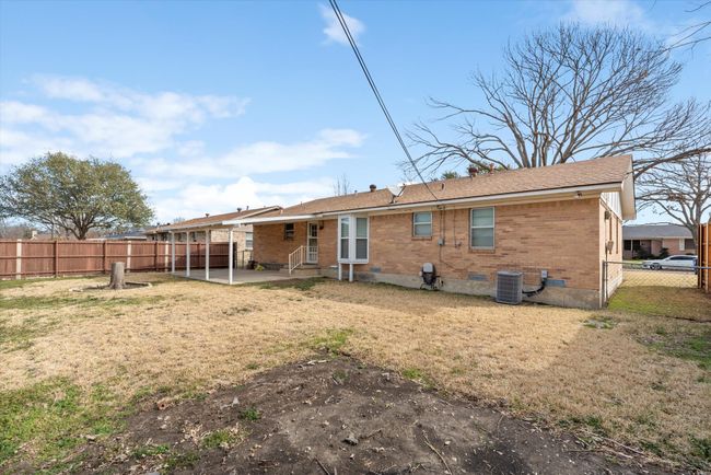 2417 Livenshire Dr, House other with 3 bedrooms, 2 bathrooms and null parking in Garland TX | Image 19