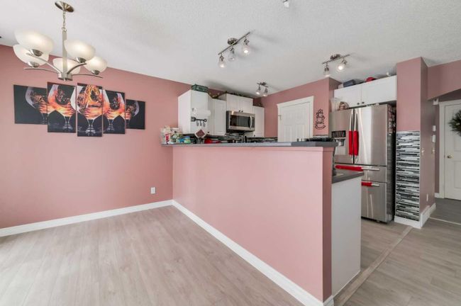 177 Citadel Estates Terrace Nw, Home with 3 bedrooms, 2 bathrooms and 4 parking in Calgary AB | Image 11