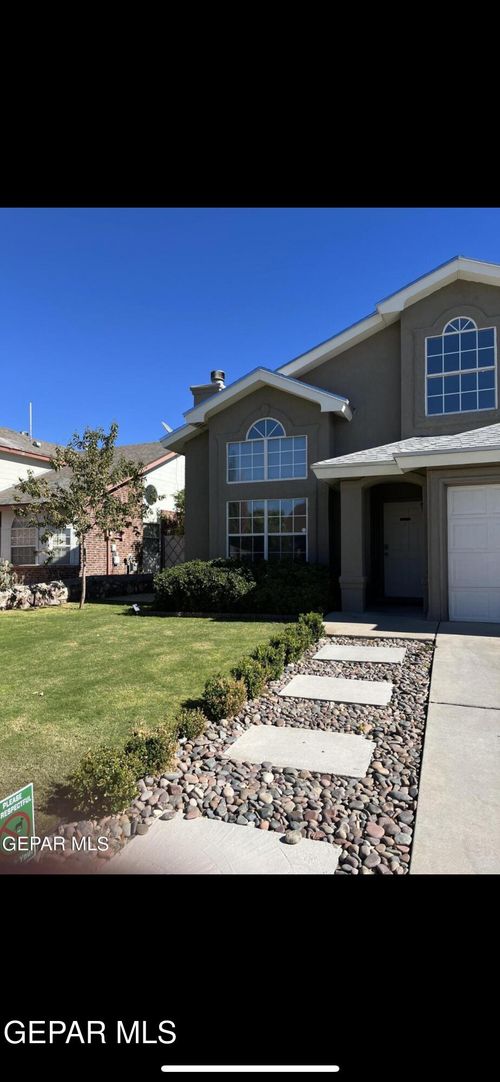 7548 Plaza Taurina Dr, El Paso, TX, 79912-8467 | Card Image