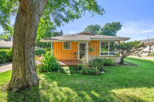 3800 3rd Ave, South Milwaukee, WI, 53172-4006 | Card Image