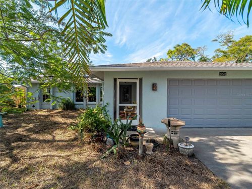 1098 Iowa Ave, Englewood, FL, 34223-2525 | Card Image