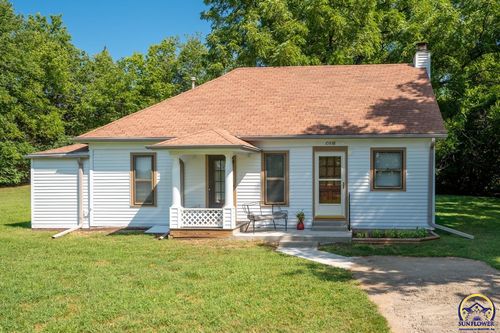 10538 70th St, Silver Lake, KS, 66539 | Card Image