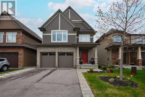 727 Bunchberry Way, Gloucester, ON, K1T0J8 | Card Image