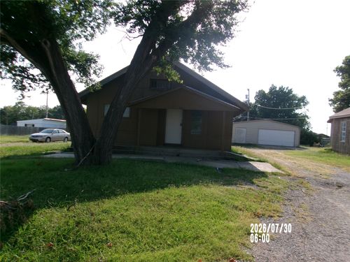 341 Ne Debell Ave, Bartlesville, OK, 74006-1523 | Card Image