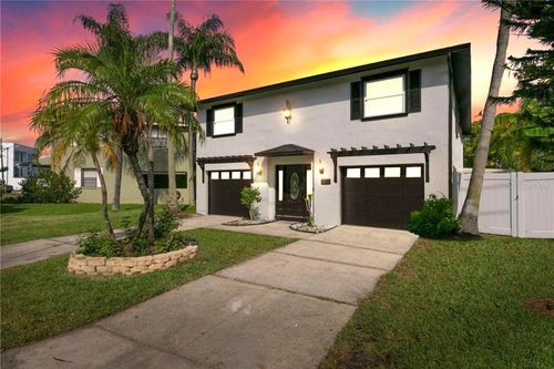 307 161st Ave, REDINGTON BEACH, FL, 33708-1654 | Card Image