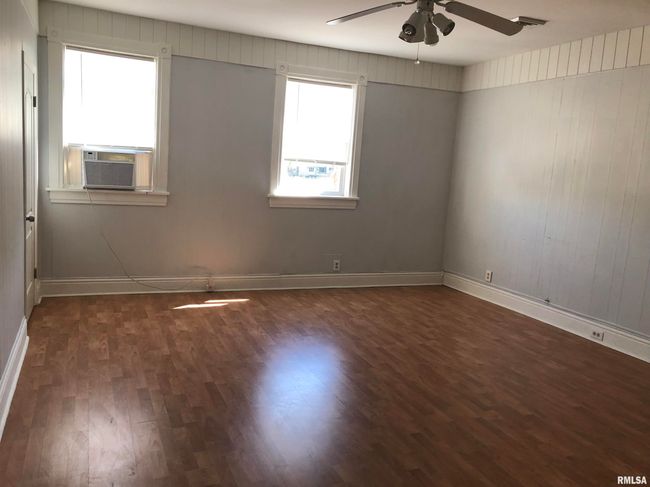 115 N Prospect St, Home with 0 bedrooms, 0 bathrooms and 2 parking in Cambridge IL | Image 11