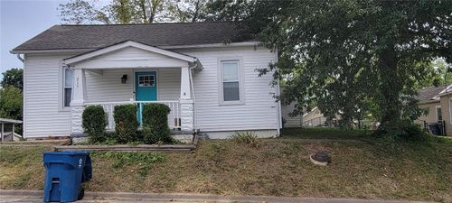 215 Summit Ave, Glen Carbon, IL, 62034-1442 | Card Image