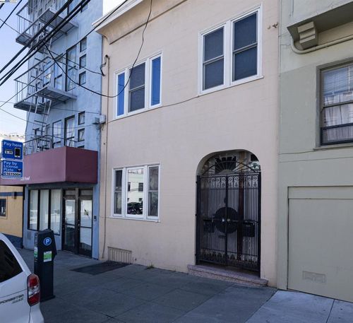 1554 Powell St, San Francisco, CA, 94133-3806 | Card Image