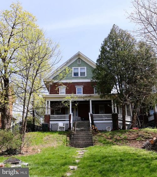 428 Virginia Ave, HAGERSTOWN, MD, 21740-8050 | Card Image