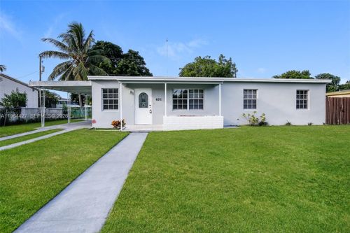 601 Nw 194th St, Miami Gardens, FL, 33169-3540 | Card Image