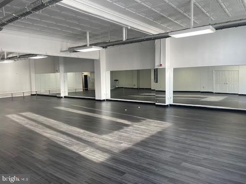 2nd-floor-231-33 N 12th Street, PHILADELPHIA, PA, 19107 | Card Image