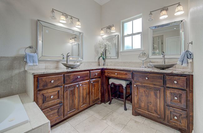 1903 Red Fox Rd, House other with 4 bedrooms, 4 bathrooms and null parking in Austin TX | Image 17