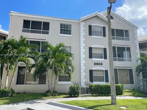 102-2851 N Oakland Forest Dr, Oakland Park, FL, 33309-7661 | Card Image