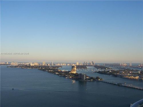 apt-2505-1800 N Bayshore Dr, Miami, FL, 33132-3229 | Card Image