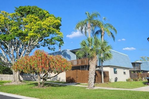14521 Catalina Cir, SEMINOLE, FL, 33776-1165 | Card Image