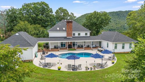 56 Fair Oaks Est, Fletcher, NC, 28732-9418 | Card Image