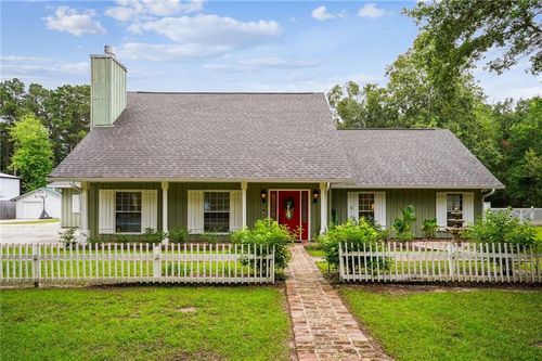 1 Rene Ct, Mandeville, LA, 70471-7252 | Card Image