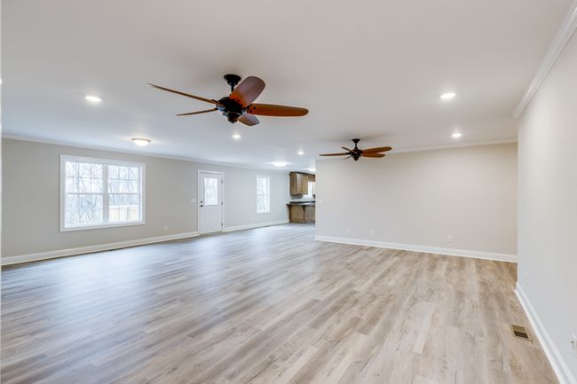 124 Lookout Ln, House other with 3 bedrooms, 2 bathrooms and 2 parking in Pulaski TN | Image 5