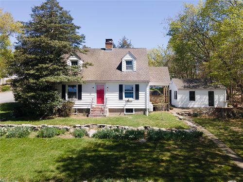 6 Miles Ave, Tiverton, RI, 02878-2018 | Card Image