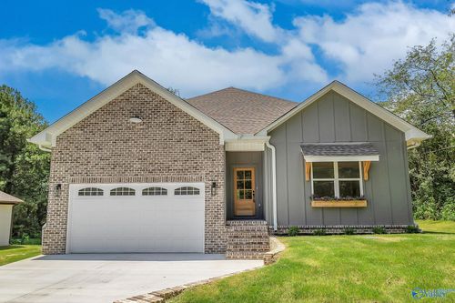 5902 Wyeth Mountain Rd, Guntersville, AL, 35976 | Card Image