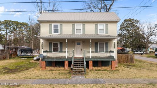 489 E Pungo St, Belhaven, NC, 27810-1545 | Card Image