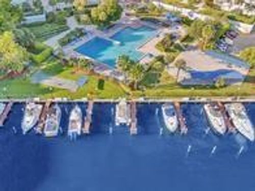 apt-814-2500 Parkview Dr, Hallandale Beach, FL, 33009-2807 | Card Image