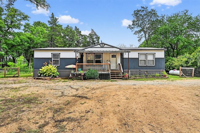 2869 Ranch Rd, House other with 3 bedrooms, 2 bathrooms and null parking in Whitesboro TX | Image 9