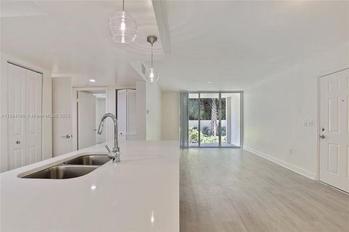 2104-3605 Ne 207th St, Aventura, FL, 33180-4701 | Card Image