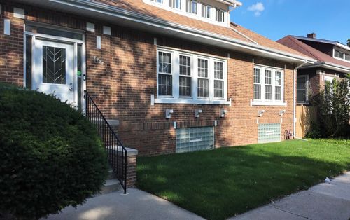 7727 S Stewart Ave, Chicago, IL, 60620-1068 | Card Image