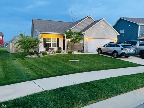 401 Haywood Drive, Greenfield, IN, 46140 | Card Image