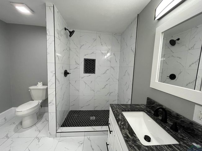 220 E Myrle Ave, House other with 3 bedrooms, 2 bathrooms and null parking in Longview TX | Image 11