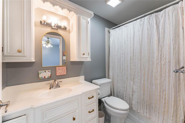 17087 County Road 266, Home with 3 bedrooms, 4 bathrooms and 2 parking in East Bernard TX | Image 41