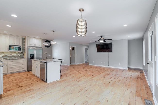 266 Locustdale Loop, House other with 6 bedrooms, 3 bathrooms and null parking in SHENANDOAH VA | Image 20