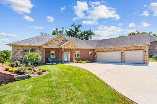 105 Pinehurst Ct, Branson, MO, 65616-2799 | Card Image