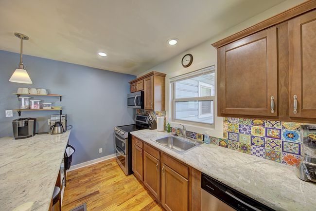 205 Cedar Cliff Loop, Home with 3 bedrooms, 2 bathrooms and 1 parking in Hunt TX | Image 17