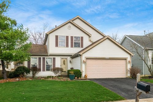 6049 Woodsboro Drive, Columbus, OH, 43228 | Card Image