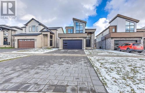 2314 Wickerson Rd, London, ON, N6K0C3 | Card Image