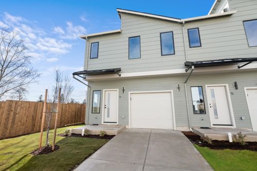 6-2024 Sunset Dr, Medford, OR, 97501-4292 | Card Image
