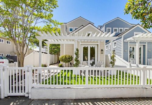 4008 Honeycutt St, San Diego, CA, 92109 | Card Image