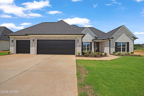 40 Matthews Crossing Dr, Jackson, TN, 38305-6941 | Card Image