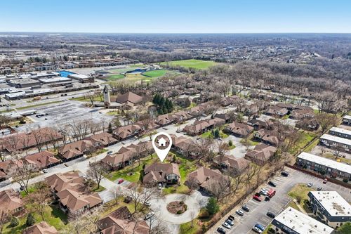 13c-8239 Mulberry Ct, Palos Hills, IL, 60465-2523 | Card Image