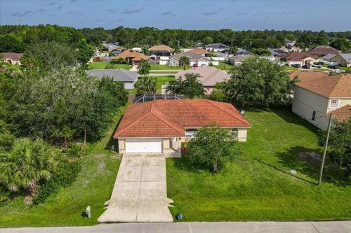 9 Big Bear Ln, Palm Coast, FL, 32137-9357 | Card Image