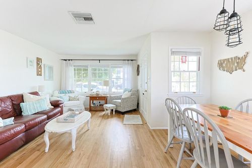 417 5th St, Coronado, CA, 92118-1602 | Card Image