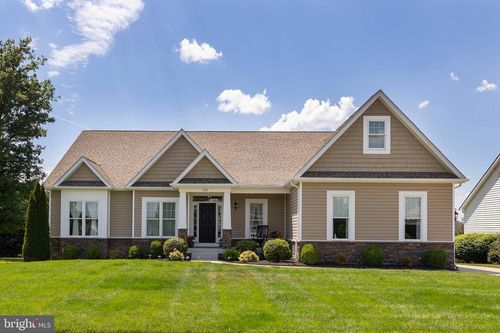 135 Kinross Dr, WINCHESTER, VA, 22602-6736 | Card Image